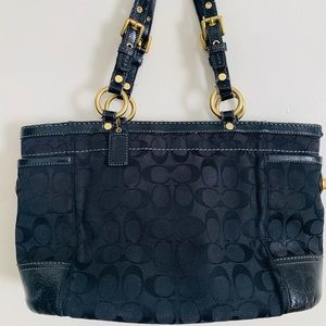 Authentic Coach Signature tote